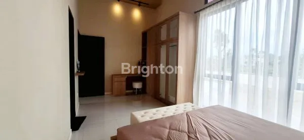 image RUMAH MEWAH 2 KT FULLY FURNISHED DI JL. PALAGAN TENTARA PELAJAR YOGYAKARTA (6)
