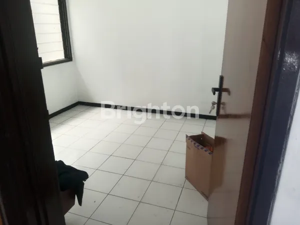 image RUMAH NYAMAN SIAP HUNI BARU RENOV DI SUMBER SARI (4)