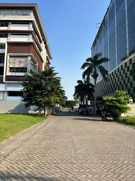 Image more KAVLING KOMERSIAL GRAHA FAMILY