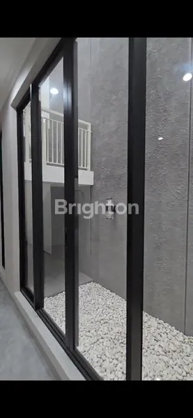 image CITRALAND DEPAN 2 LANTAI SIAP HUNI HIGH SPEC SURABAYA BARAT MURAH (4)