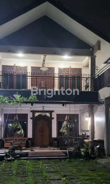 image RUMAH CIMANGGU, FULL FURNISHED, PERABOT KAYU JATI ETNIK (1)