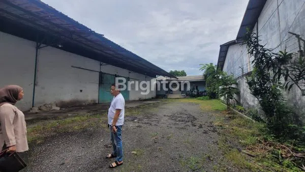 GUDANG LUAS SHM, LOKASI DEKAT PELABUHAN