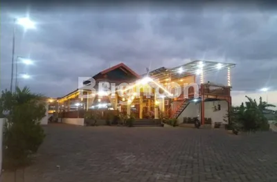 image RESTORAN EPICT LOKASI CIAMIK DI KEPANJEN MALANG (1)