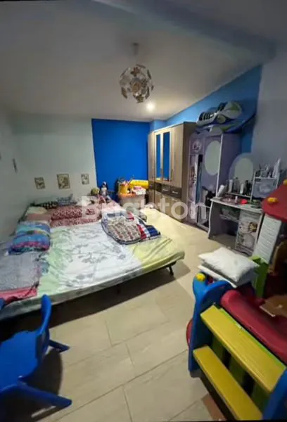 image RUMAH TAMAN PALEM LESTARI 2 LANTAI SUDAH RENOV RAPIH,CENGKARENG JAKARTA BARAT (3)