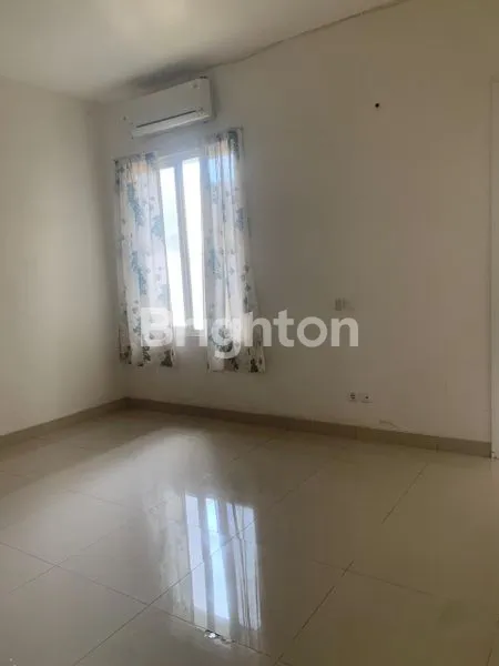 image RUMAH 2 LANTAI SIAP HUNI DI CLUSTER RAFFLESIA TANJUNG BUNGA (3)