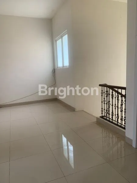 image RUMAH 2 LANTAI SIAP HUNI DI CLUSTER RAFFLESIA TANJUNG BUNGA (4)