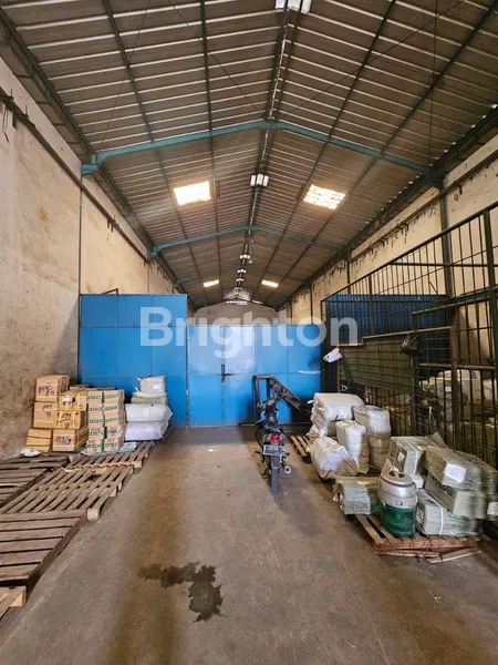 image GUDANG KENJERAN SIAP PAKAI AKSES KONTAINER TERMURAH DIKELASNYA (5)