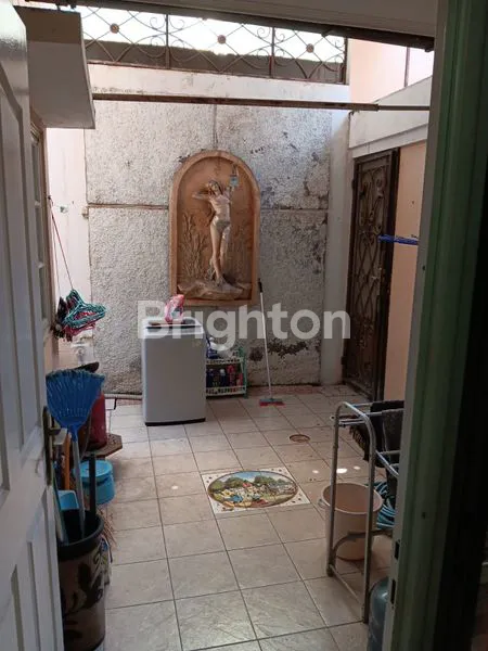 image RUMAH DALAM CLUSTER PERUMAHAN GRAHA PADMA SEMARANG BARAT (8)