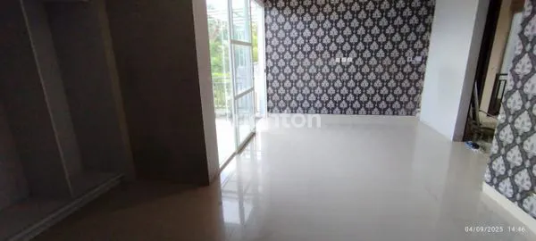 image RUMAH DUA LANTAI BARU RENOVASI DI PERUMAHA CIPUTRA (5)