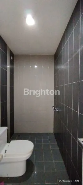 image RUMAH DUA LANTAI BARU RENOVASI DI PERUMAHA CIPUTRA (7)