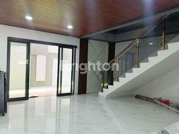 image JUAL RUMAH WAYHALIM , ADA KOLAM BERENANG, DEKAT MALL BOEMI KEDATON (4)
