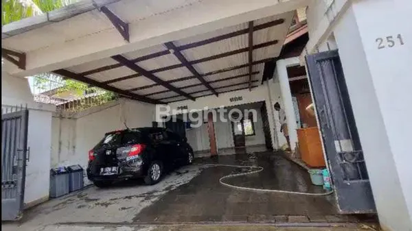 image RUMAH 2 LANTAI DIKAWASAN BISNIS CIPADU TANGERANG (3)