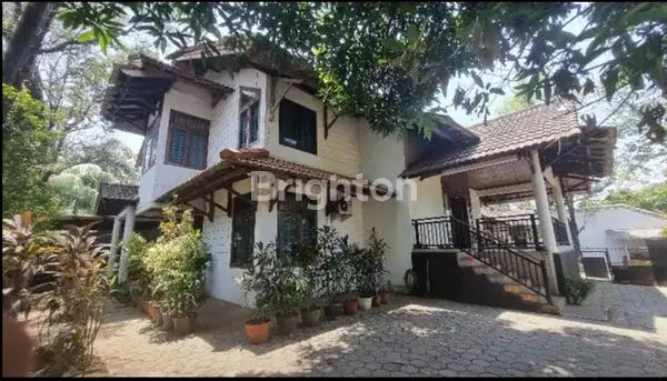 image RUMAH 2 LANTAI DIKAWASAN BISNIS CIPADU TANGERANG (2)