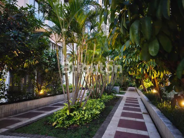 image TOWNHOUSE SPRINGHILL KEMAYORAN (7)