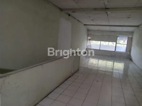 image RUKO 3 GANDENG MENCENG LOKASI STRATEGIS (2)