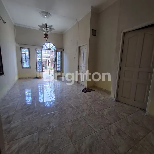 image RUMAH SIAP HUNI, DEKAT INDOMIE, ALANG-ALANG LEBAR (7)