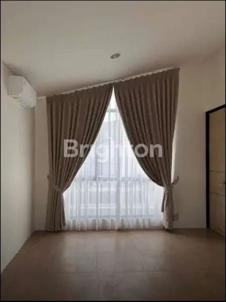 image RUMAH SEMI FURNISH RAPI SIAP HUNI DI CENDANA PARC LIPPO KARAWACI TANGERANG  (7)