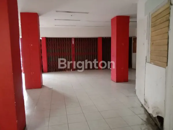 image SUPER DUPER CUAN RUKO 3 GANDENG 3 TINGKAT DI PINGGIR JALAN RAYA PINANG BARIS MEDAN (8)