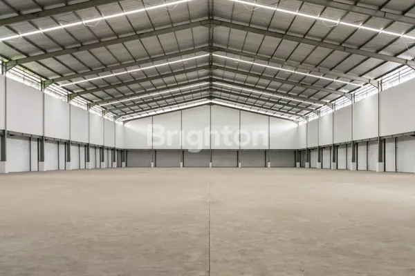 GUDANG  GREES READY, MEPET SURBAYA 3000 M²