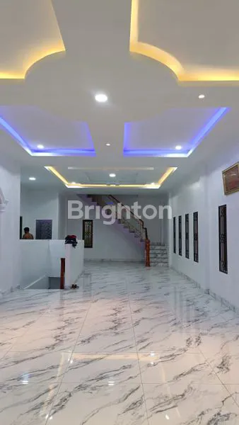 image RUMAH MEGAH DAN BERTINGKAT DEKAT KAMPUS UNIMED DAN CITRALAND CITY (2)
