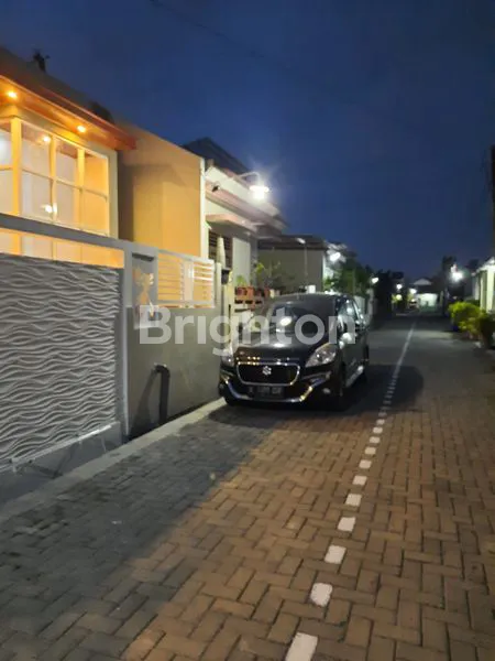 image RUMAH CANTIK SATU LANTAI DELTA MAS (2)