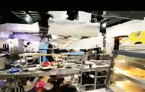 image EX RESTO DI TENGAH KOTA SEMARANG (3)