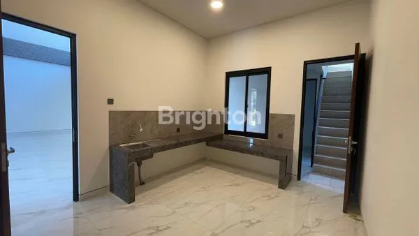 image RUMAH GRESS DI SURABAYA (2)