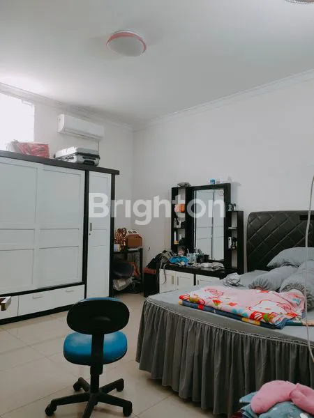 image BU RUMAH TERAWAT SIAP HUNI DI MARGAHAYU RAYA BANDUNG. (4)