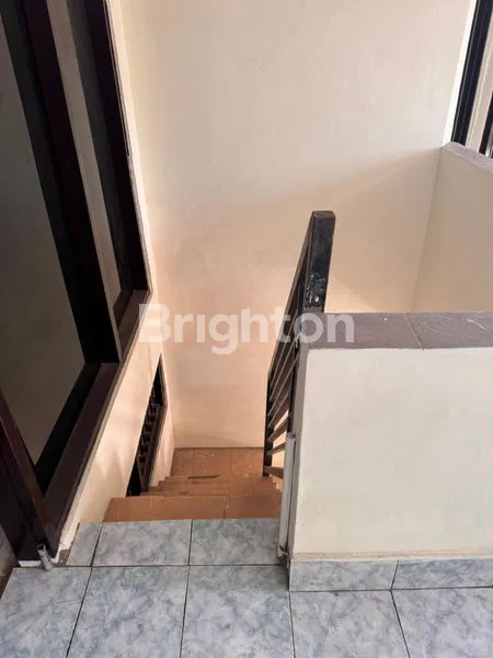 image RUMAH CANTIK MURAH 2 LANTAI, DI TUKAD (8)