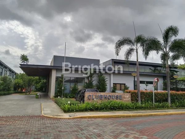 image RUMAH BARU BAGUS SIAP HUNI LOKASI PERSIS DI DEPAN TAMAN PERUMAHAN WISTERIA CAKUNG JAKARTA TIMUR (2)