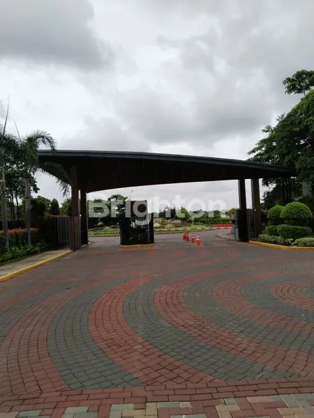 image RUMAH BARU BAGUS SIAP HUNI LOKASI PERSIS DI DEPAN TAMAN PERUMAHAN WISTERIA CAKUNG JAKARTA TIMUR (1)