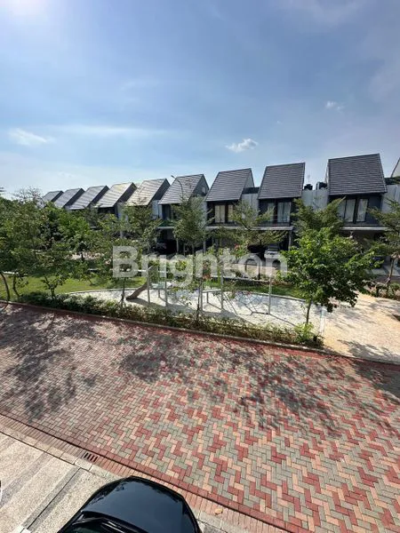 image RUMAH BARU BAGUS SIAP HUNI LOKASI PERSIS DI DEPAN TAMAN PERUMAHAN WISTERIA CAKUNG JAKARTA TIMUR (7)