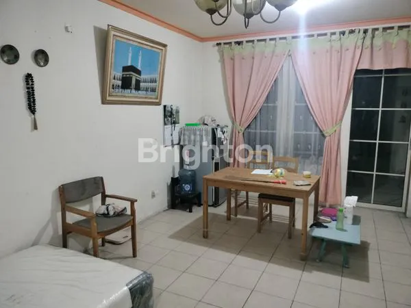 image RUMAH 2LANTAI SEMI FURNISHED SIAP TINGGAL DI LIPPO KARAWACI, TANGERANG (4)