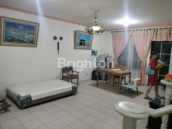 image RUMAH 2LANTAI SEMI FURNISHED SIAP TINGGAL DI LIPPO KARAWACI, TANGERANG (2)