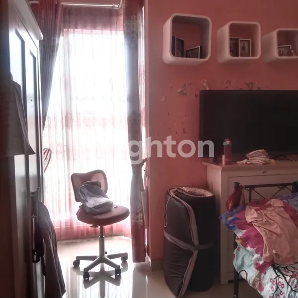 image RUNGKUT ASRI SELANGKAH KE MERR, AKSES TIDAK BLUSUK (5)