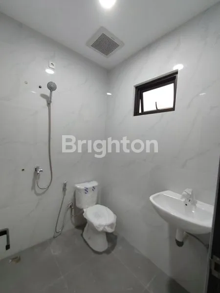 image RUMAH BARU 2 LANTAI MERUYA UTARA JAKARTA BARAT LEBAR 6 (4)