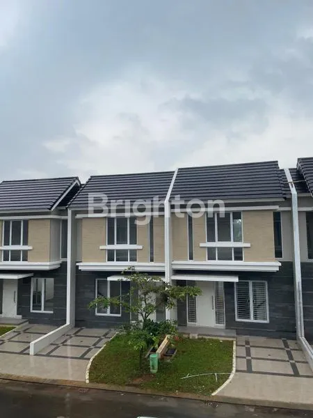 image RUMAH SHM SIAP HUNI 2 LANTAI SEMI FURNISHED MONTEVERDE CITRALAND CIBUBUR (2)