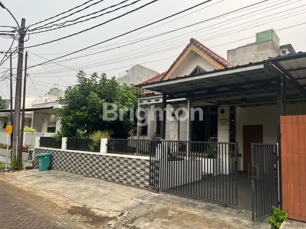 image RUMAH DEPAN TAMAN (JARANG ADA) DI VILLA MELATI MAS SERPONG (3)