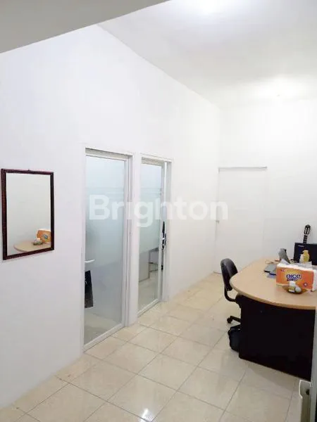 image ROYAL SQUARE RUKO 2 LANTAI BAGUS PARKIR LUAS SIAP PAKAI DEKAT BANDARA SEMARANG BARAT (5)