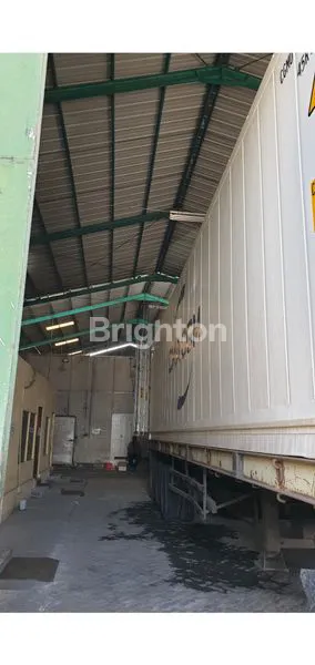 image GUDANG SIAP PAKAI O JALAN RAYA TANJUNGSARI (2)