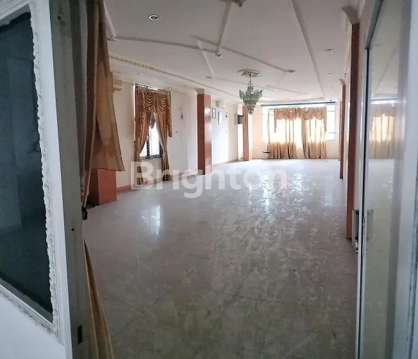 image RUKO 5 PINTU SUDIRMAN (2)