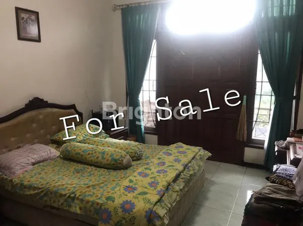 image RUMAH TENGAH KOTA TERAWAT,LOKASI STRATEGIS UNTUK TINGGAL ATAUPUN USAHA (2)