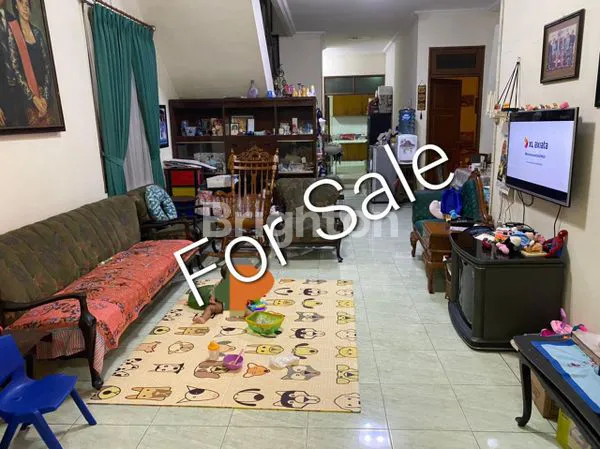 image RUMAH TENGAH KOTA TERAWAT,LOKASI STRATEGIS UNTUK TINGGAL ATAUPUN USAHA (6)