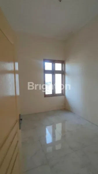 image RUMAH KELUARGA IDEAL – LEBAR 9 M, LINGKUNGAN NYAMAN (4)