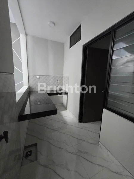 image RUMAH BARU MINIMALIS PANTAI MENTARI SURABAYA TIMUR (5)