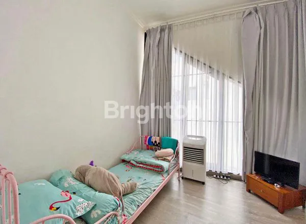 image DIJUAL MURAHRUMAH BERGAYA INDUSTRIAL MODERNCLUSTER PALM TERRACE, JAGAKARSAJAKARTA SELATAN (4)