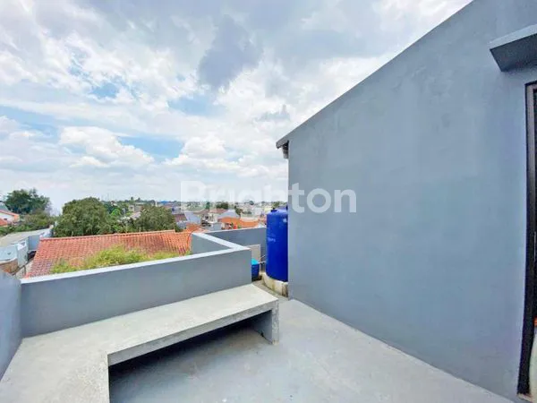 image DIJUAL MURAHRUMAH BERGAYA INDUSTRIAL MODERNCLUSTER PALM TERRACE, JAGAKARSAJAKARTA SELATAN (6)