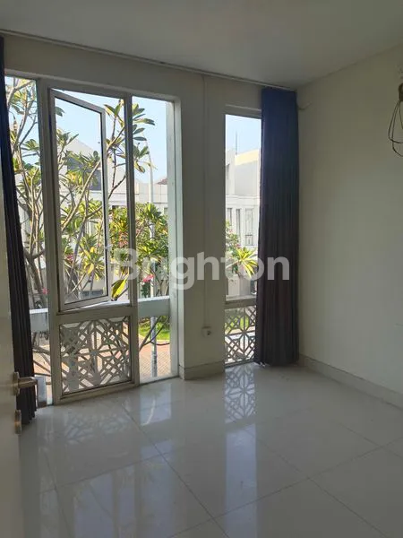 image MURAH RUMAH 2 LANTAI GRAND PAKUWON ADELAIDE (2)