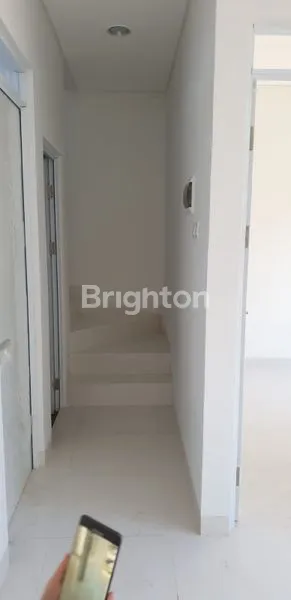 image RUMAH SIAP HUNI DI SERPONG NATURA CITY (4)