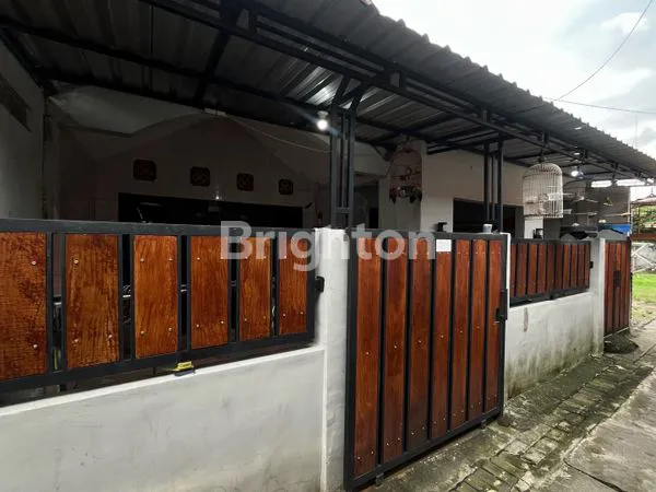 image RUMAH SAWOTRATAP (3)